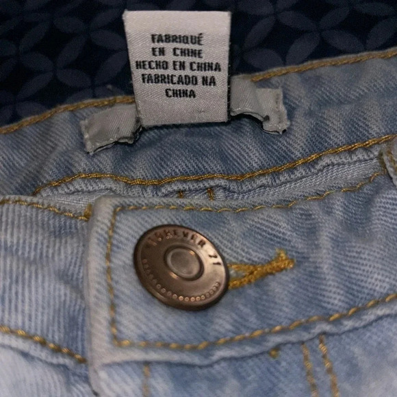 FOREVER 21 distressed jean  Mini skirt with a frayed hem Sz 28 - Picture 5 of 11